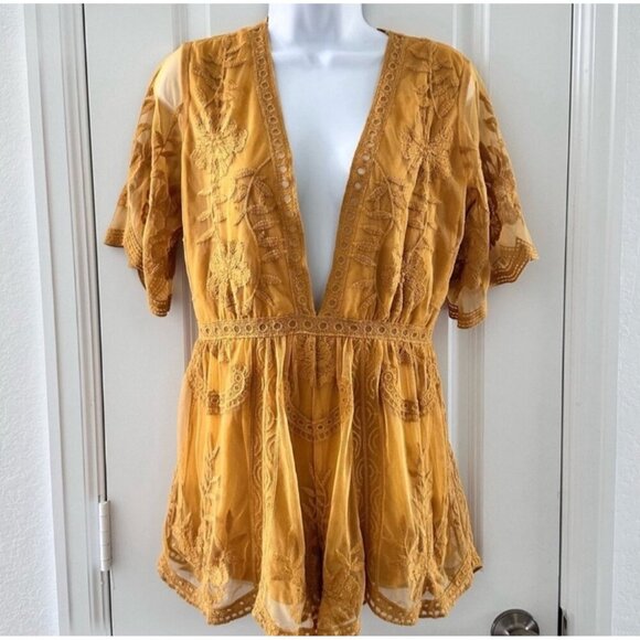 Wild Honey Womens Mustard Embroidered Sheer Romper M - Picture 2 of 10